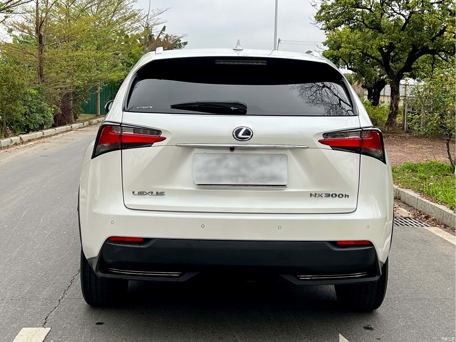 Lexus NX, 2016 8