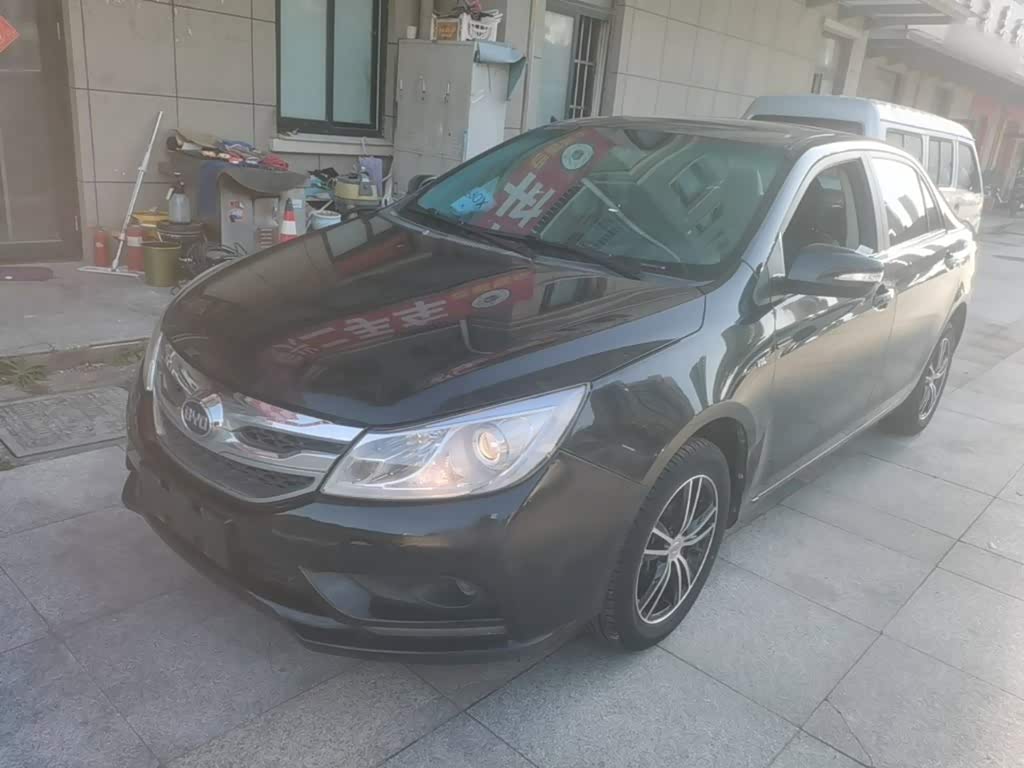 BYD Surui