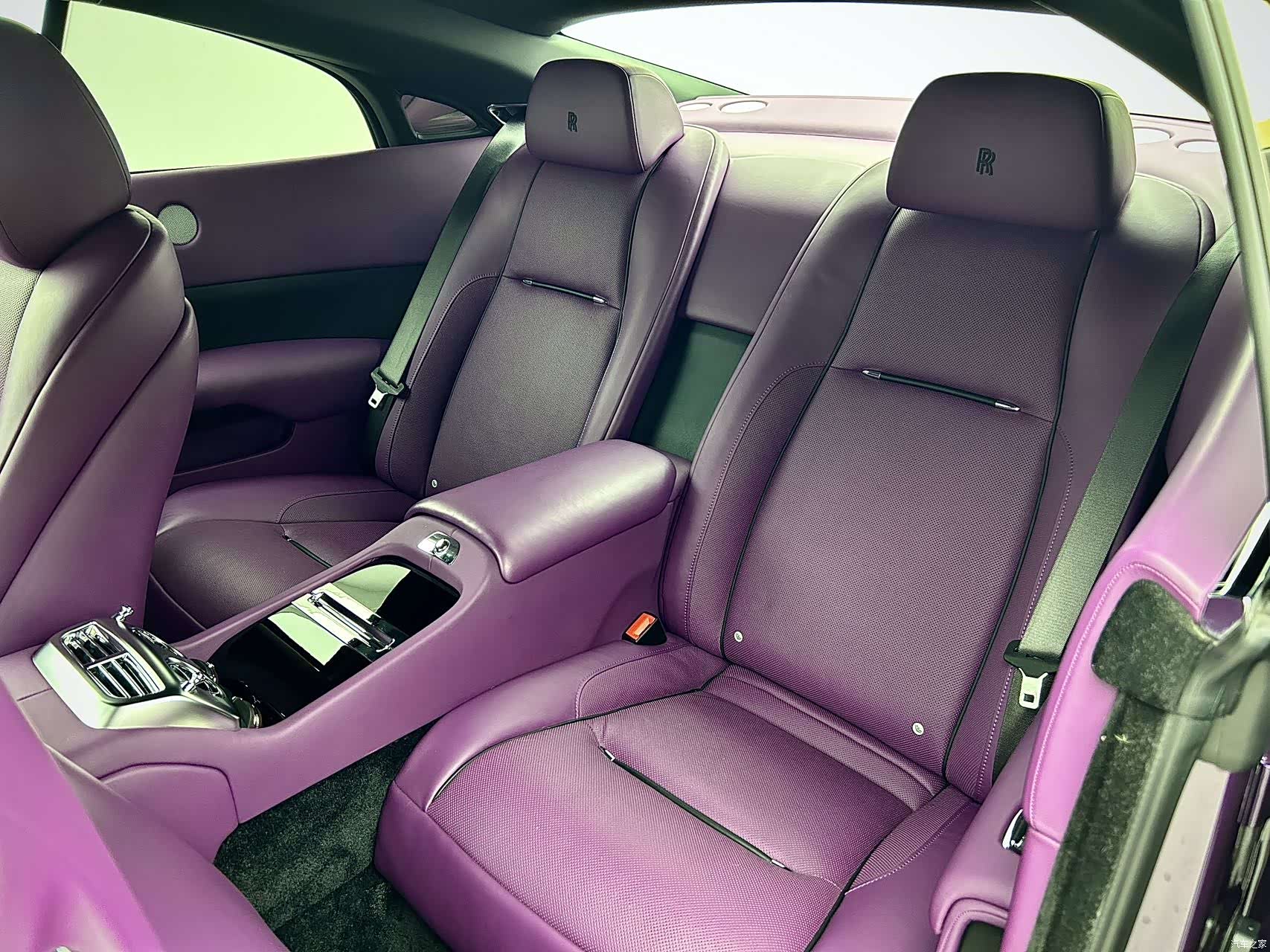 Rolls-Royce Wraith, 2018 12