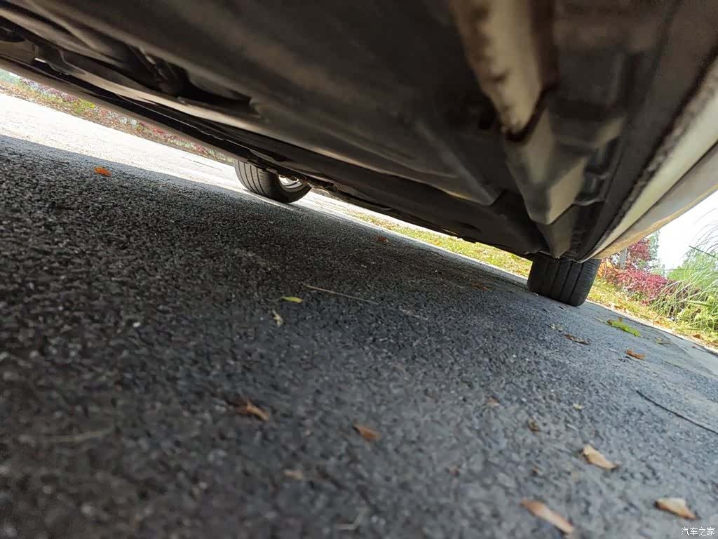 Audi A4L, 2018 17
