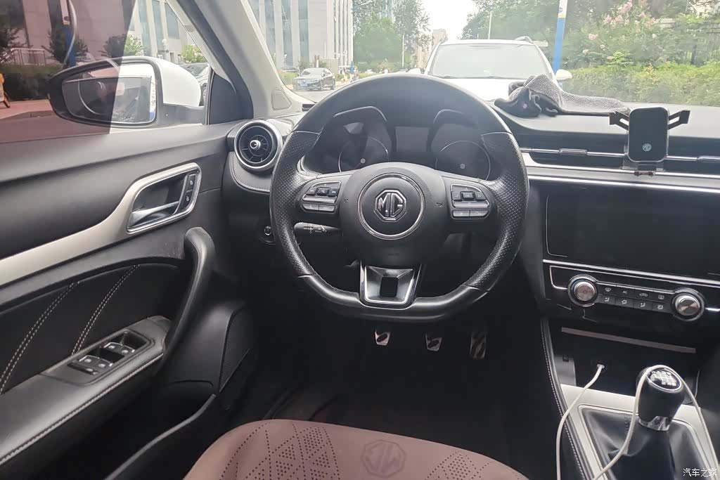 MG MG6, 2018 15