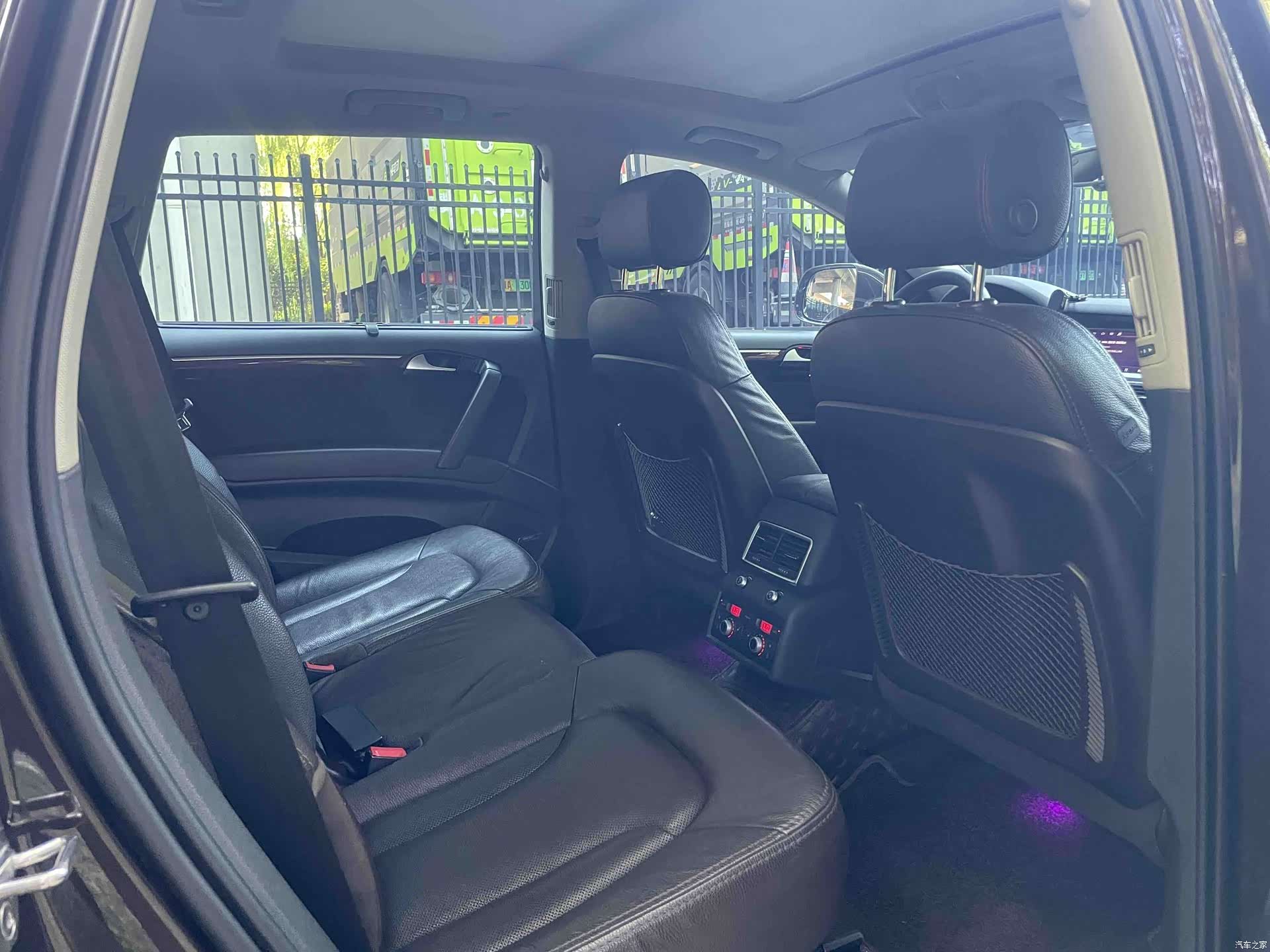 Audi Q7, 2015 9