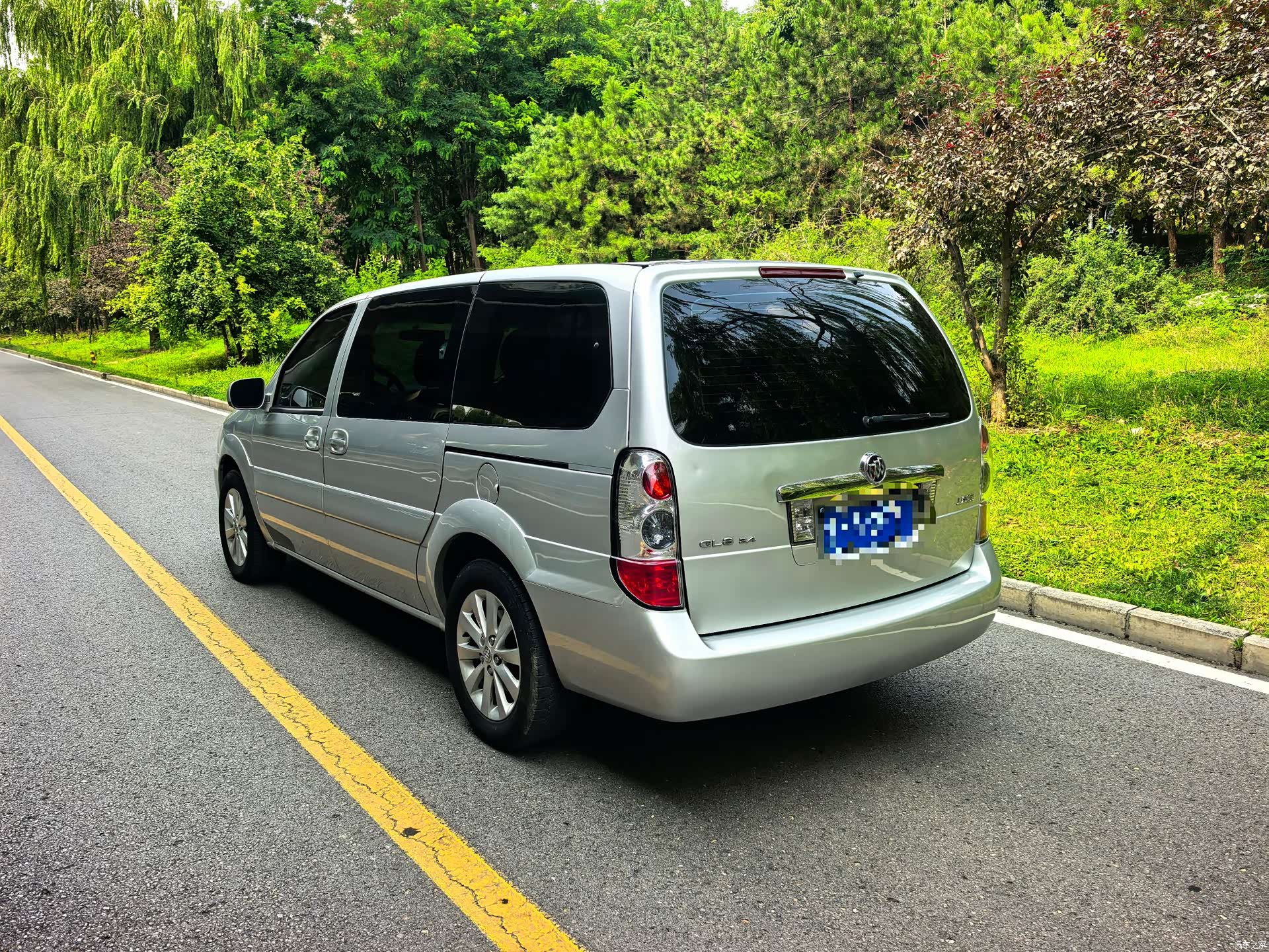 Buick GL8, 2017 6