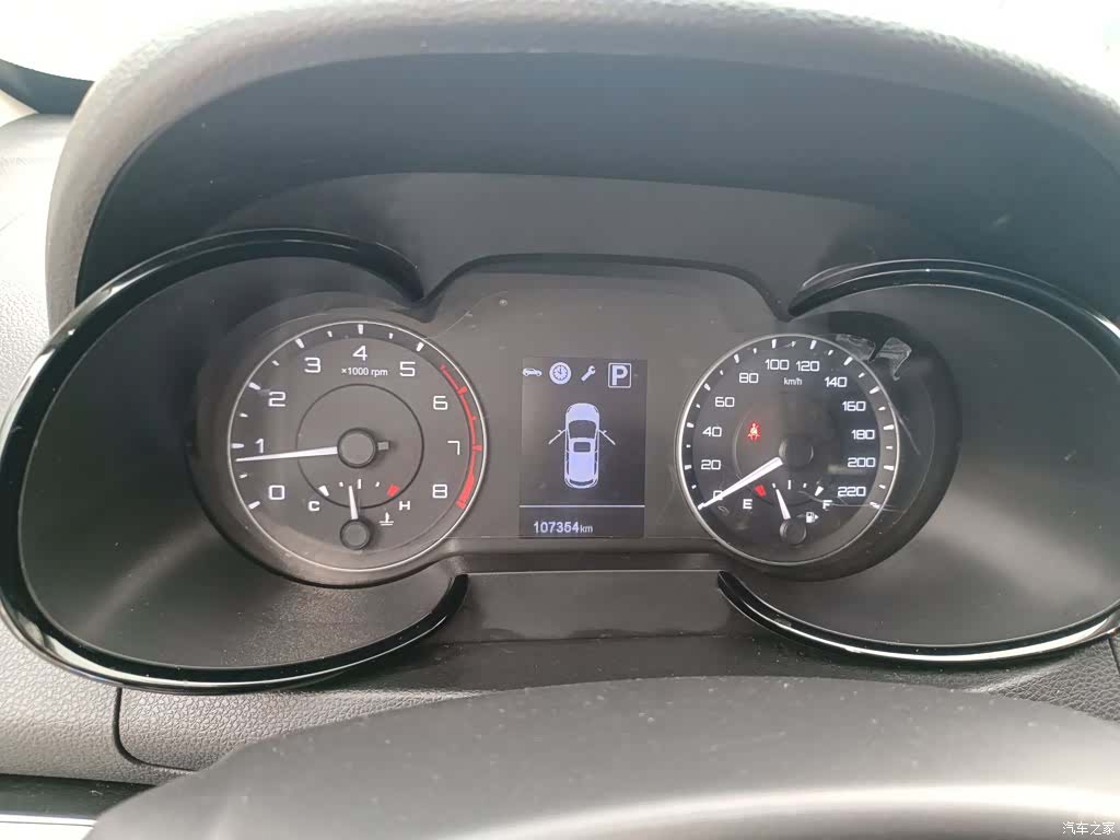 DongFeng AX5, 2017 8