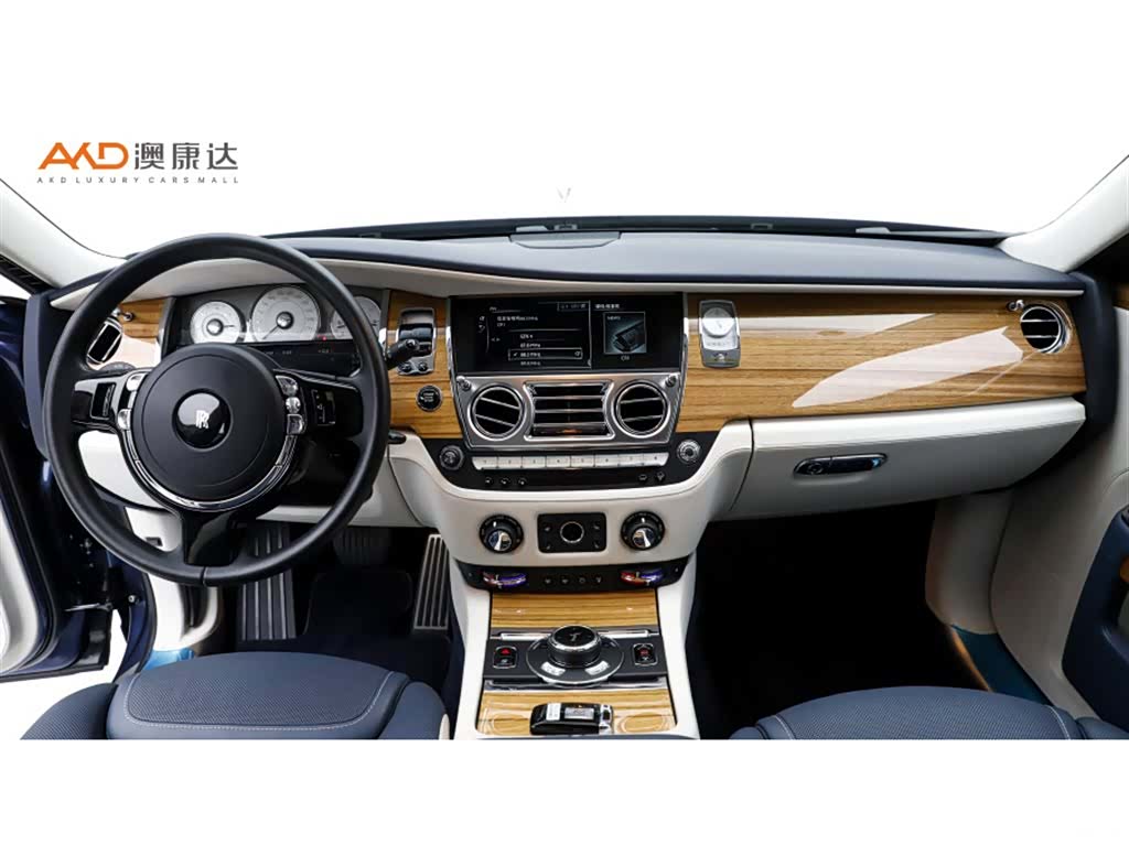 Rolls-Royce Ghost, 2019 все фото