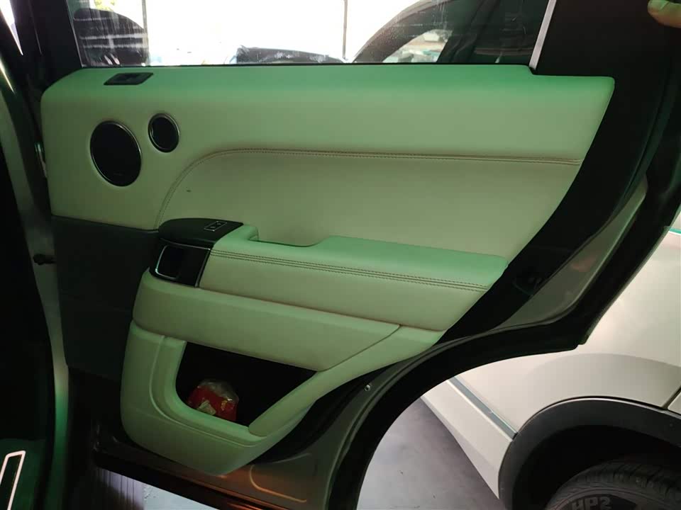 Land Rover Range Rover Sport Land Rover Range Rover Sport