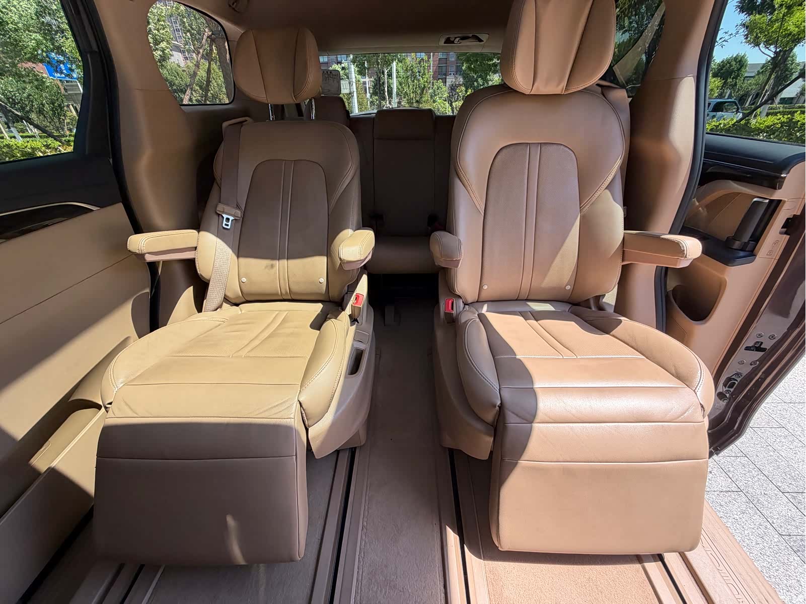 Buick GL8, 2018 12