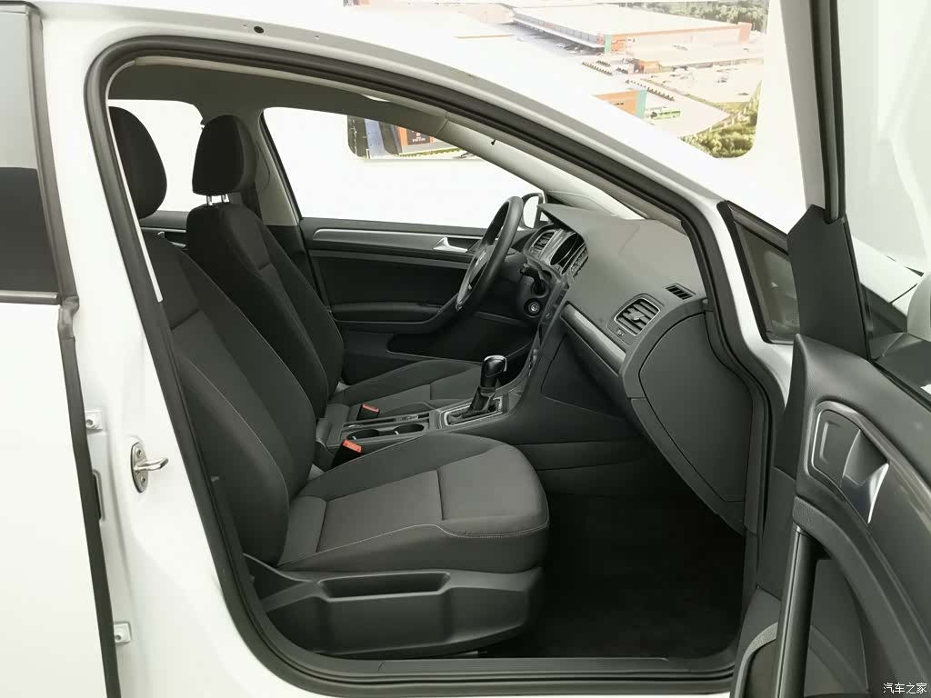 Volkswagen Golf, 2016 23