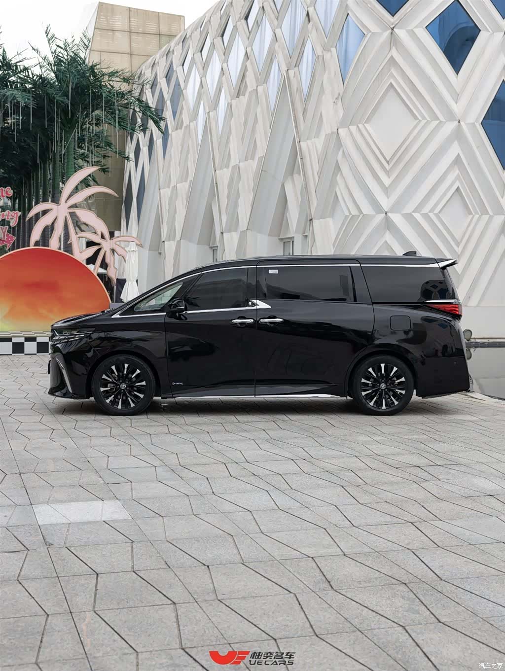 Toyota Alphard, 2024 7