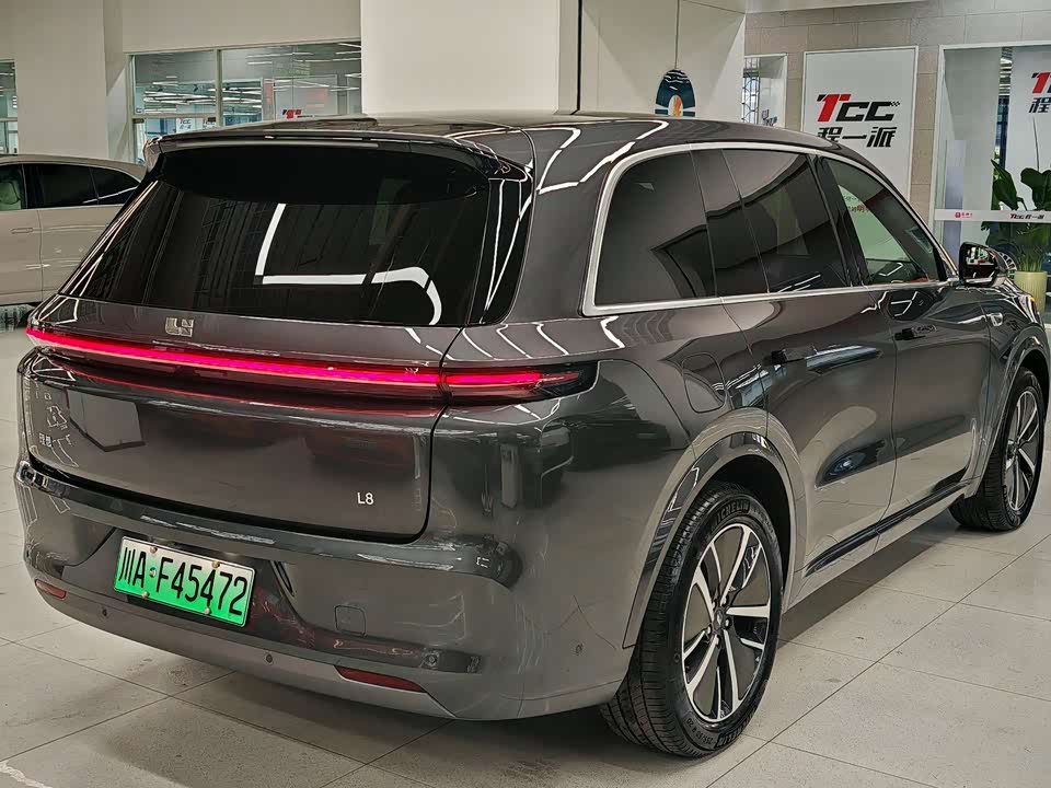 Li Auto Ideal L8