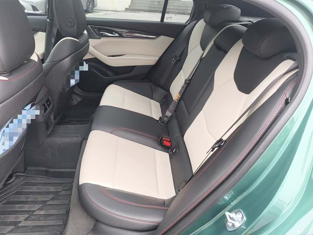Cadillac CT5, 2025 24