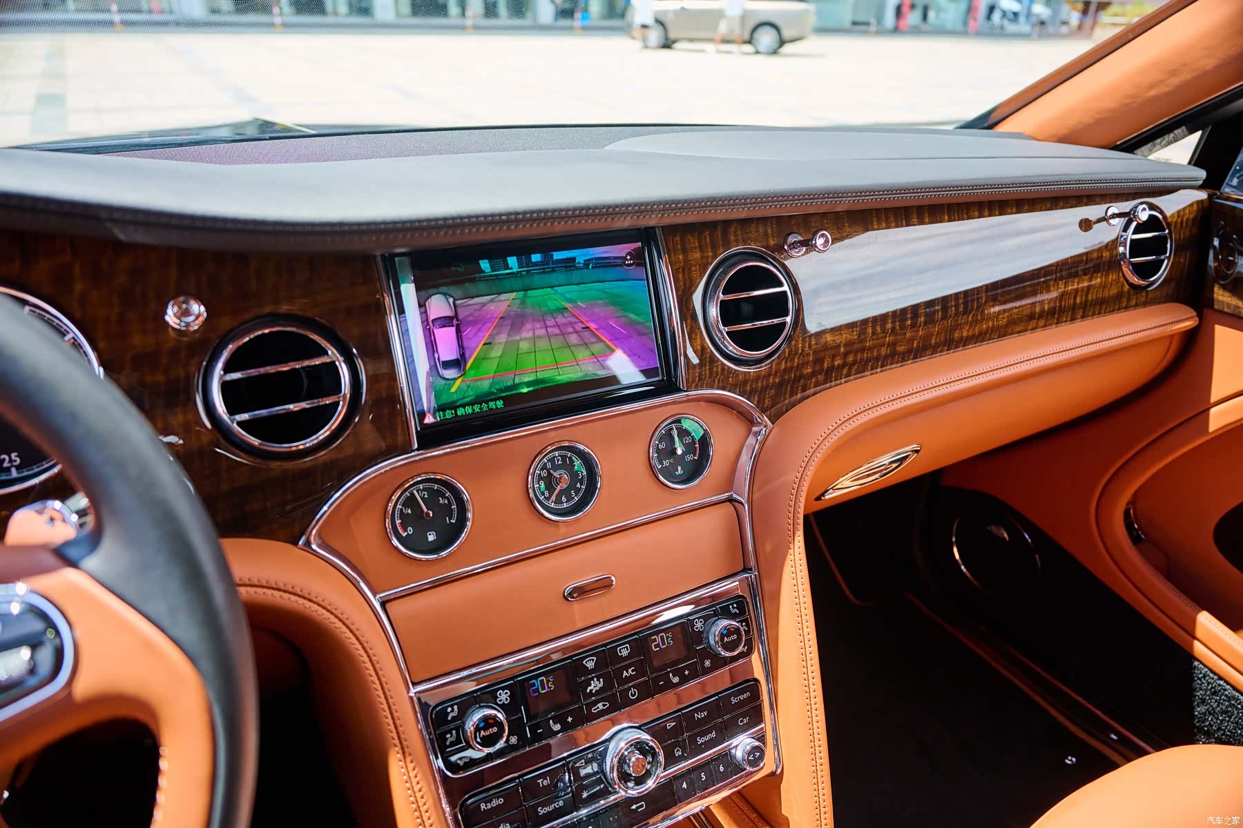 Bentley Mulsanne, 2017 16