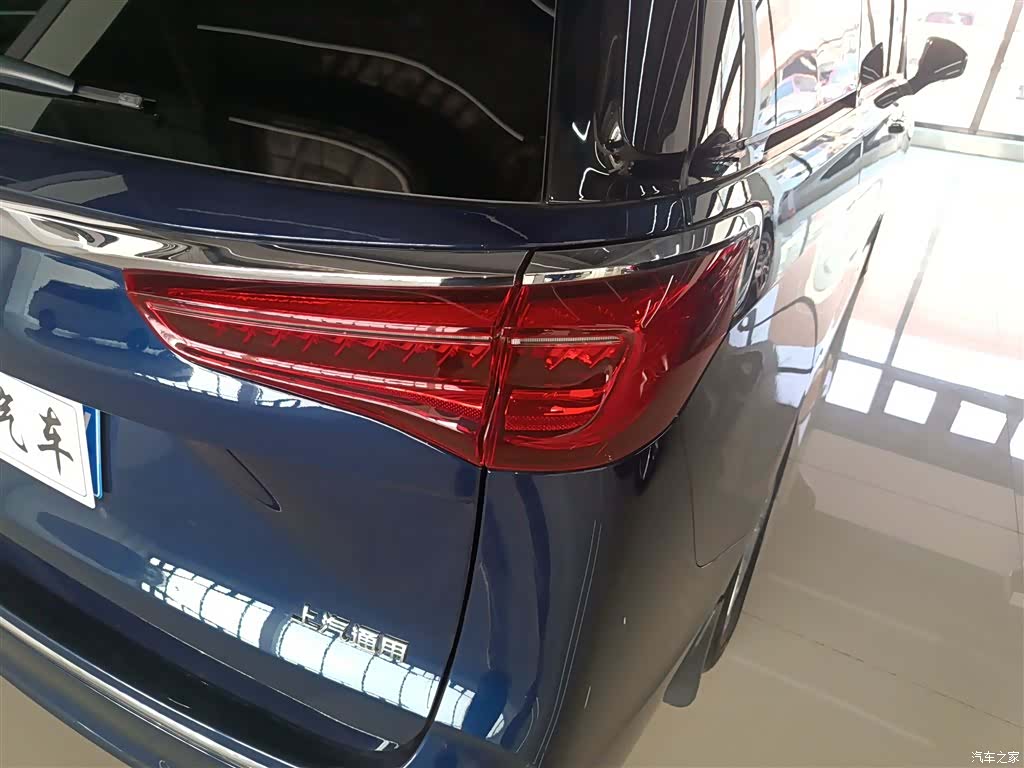 Buick GL8, 2022 8