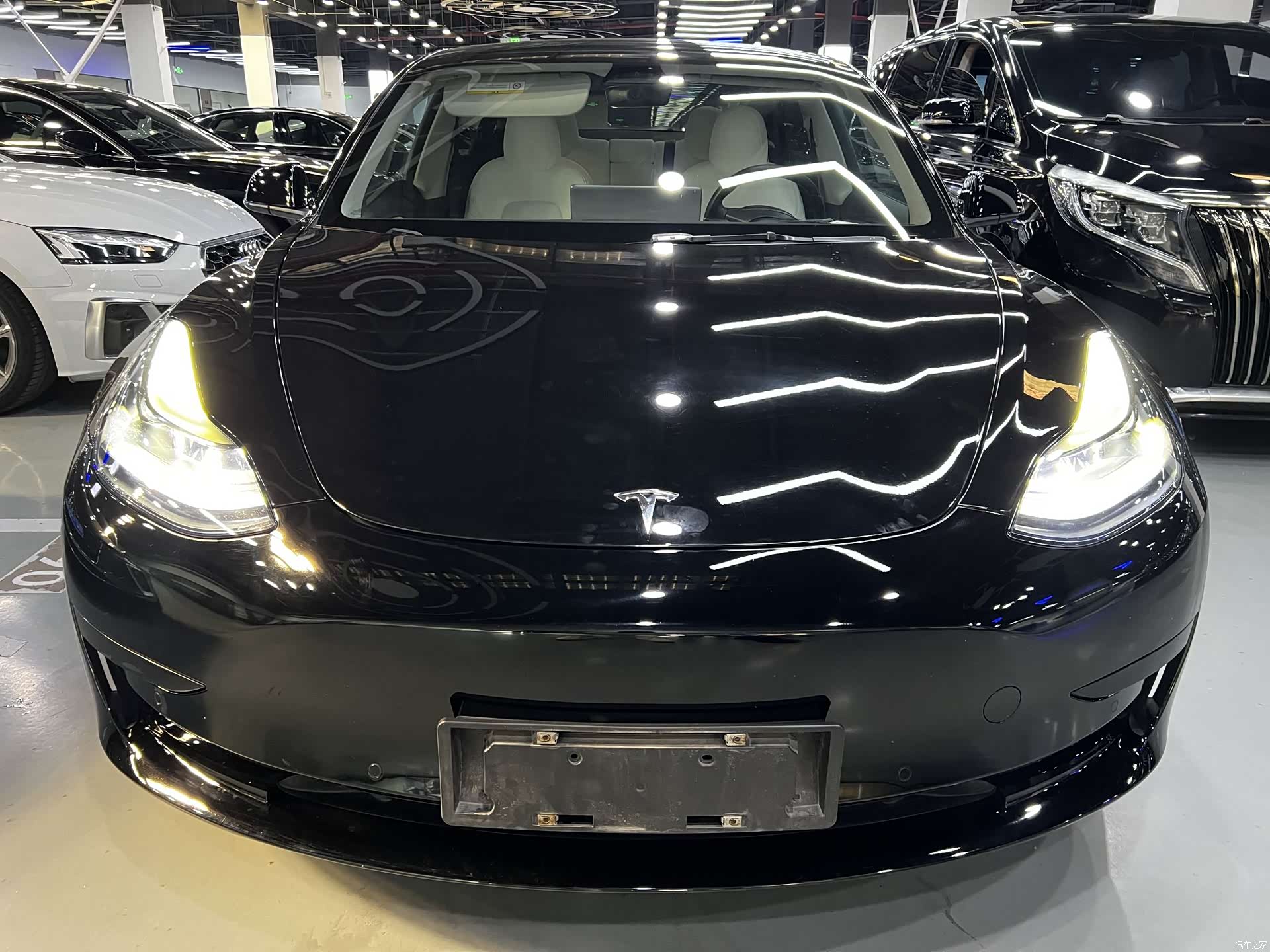 Tesla Model 3, 2022 3