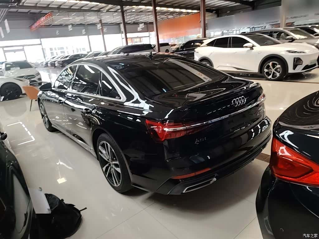 Audi A6L, 2021 все фото