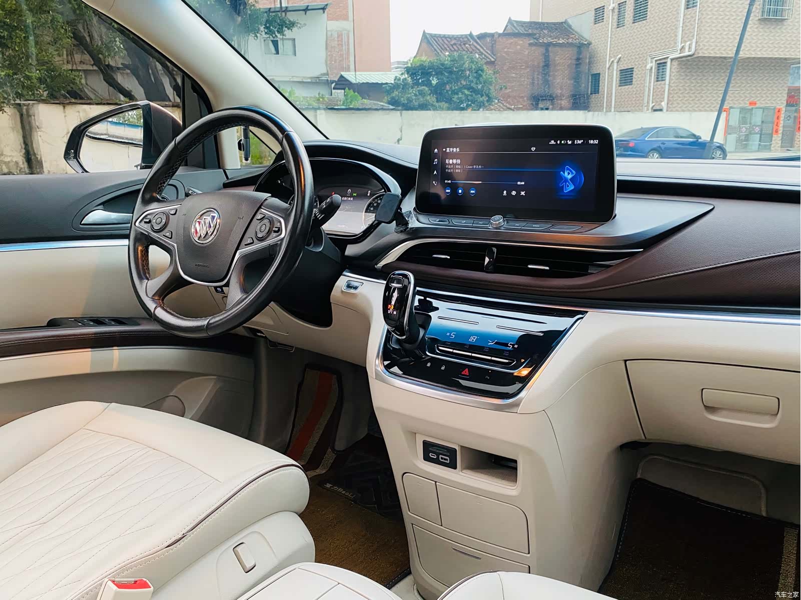 Buick GL8, 2021 11