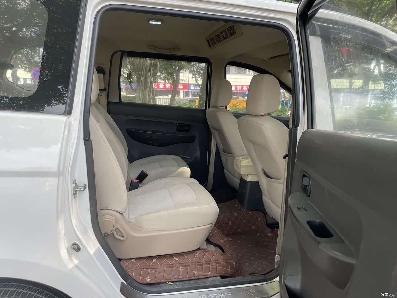 Wuling Hongguang, 2018 8