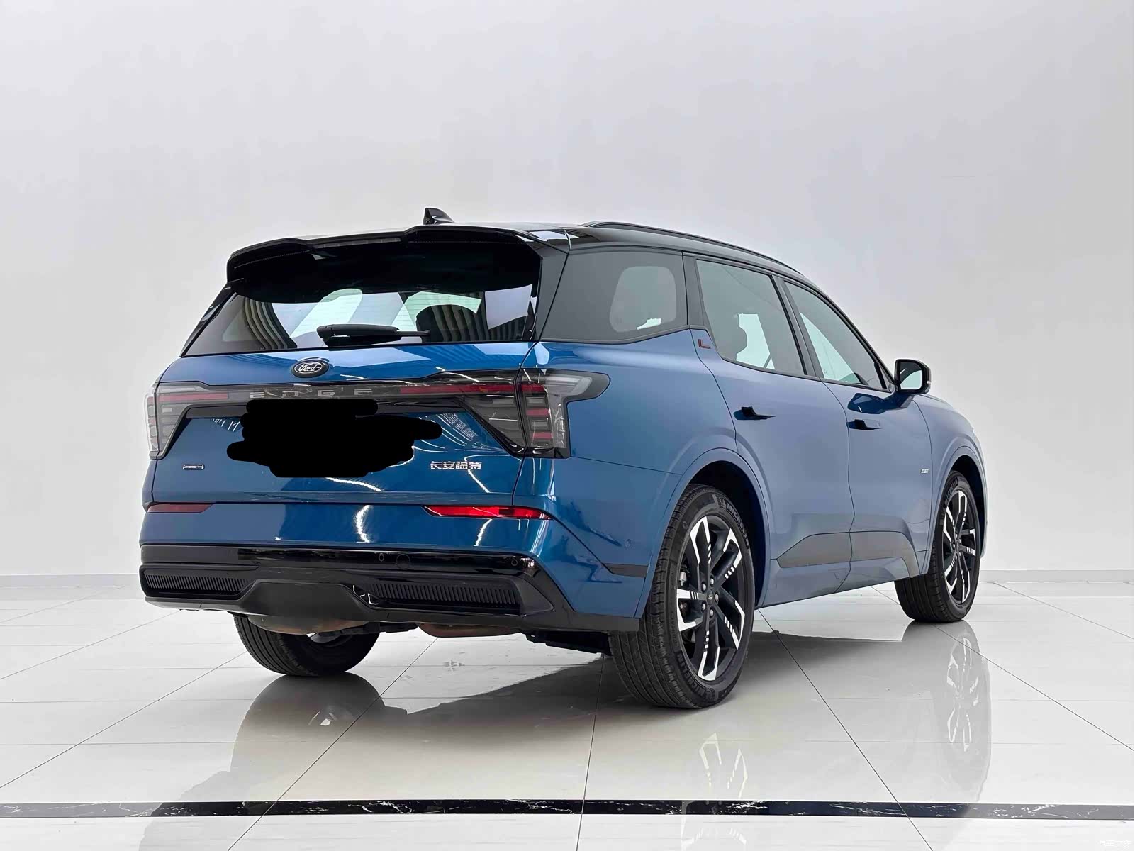 Ford Edge L, 2023 3