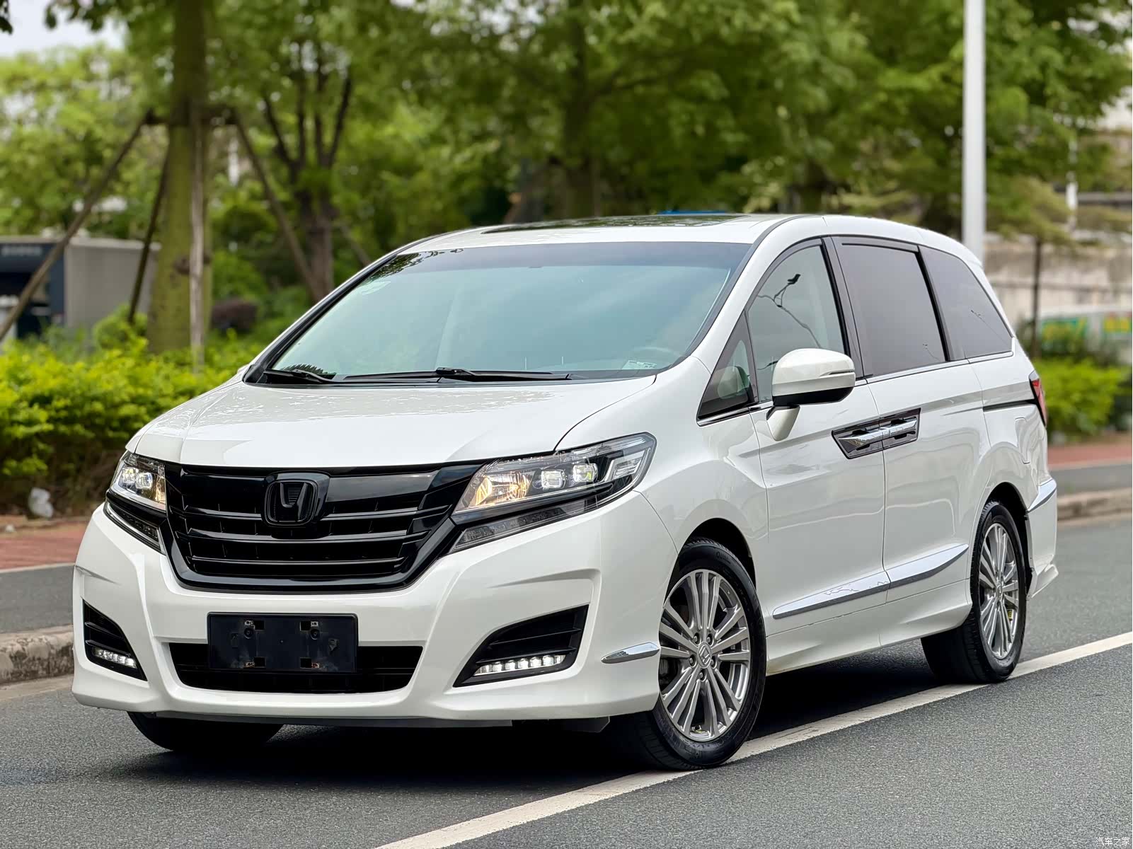 Honda Elysion, 2019 1
