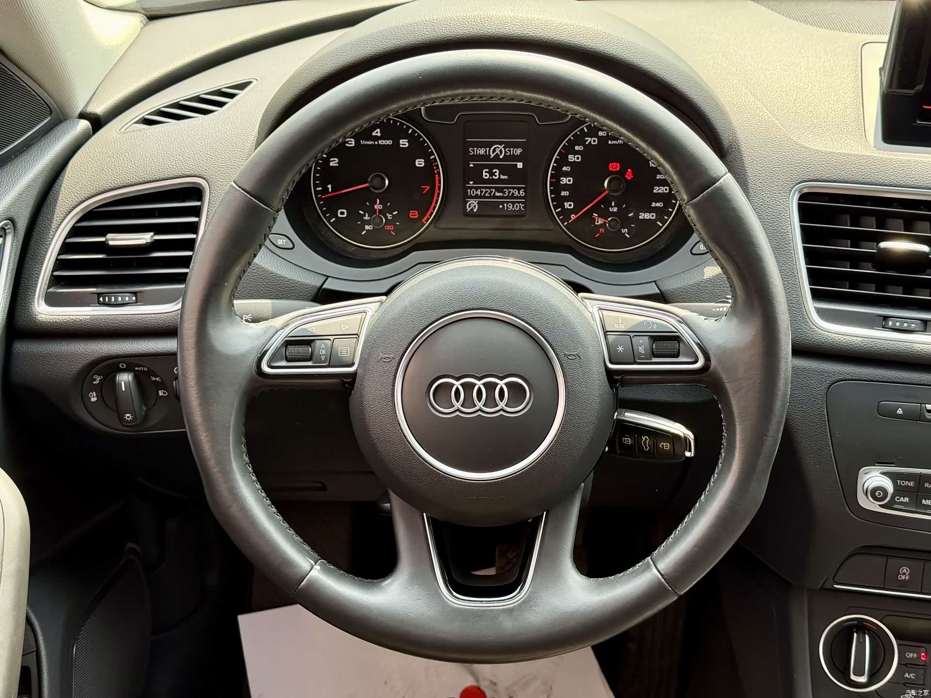 Audi Q3, 2019 8