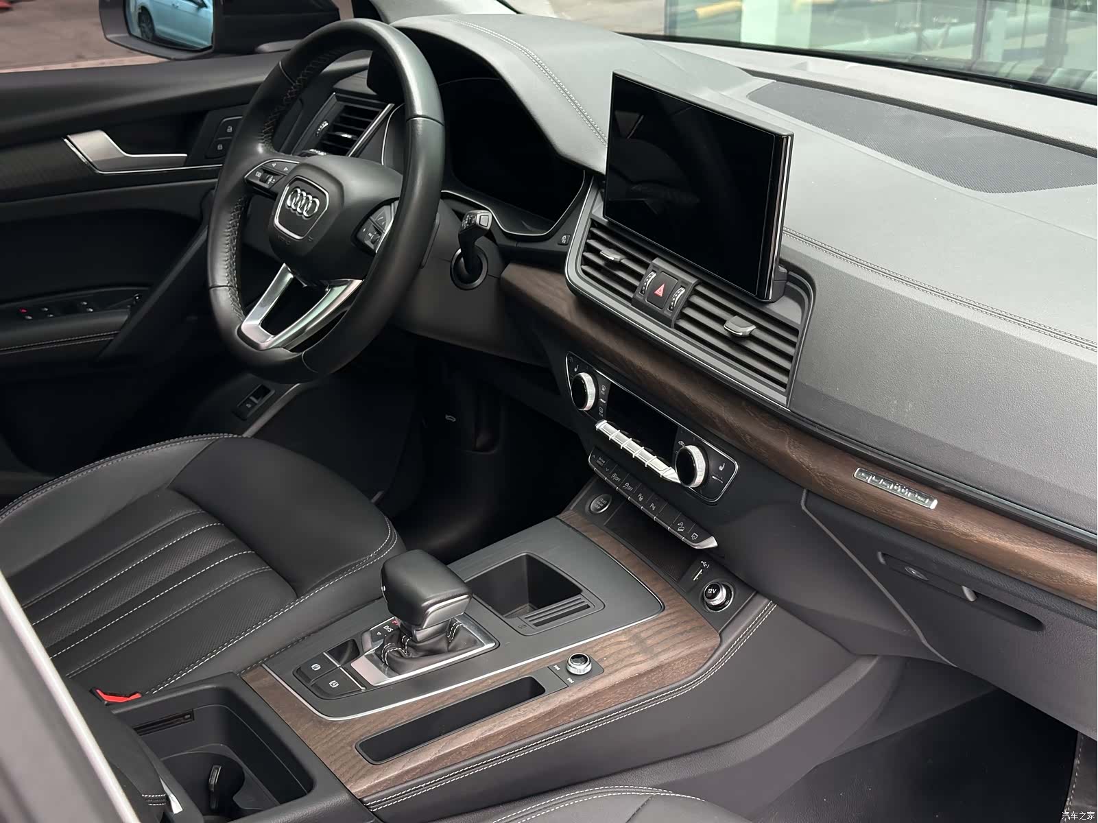 Audi Q5L, 2023 17