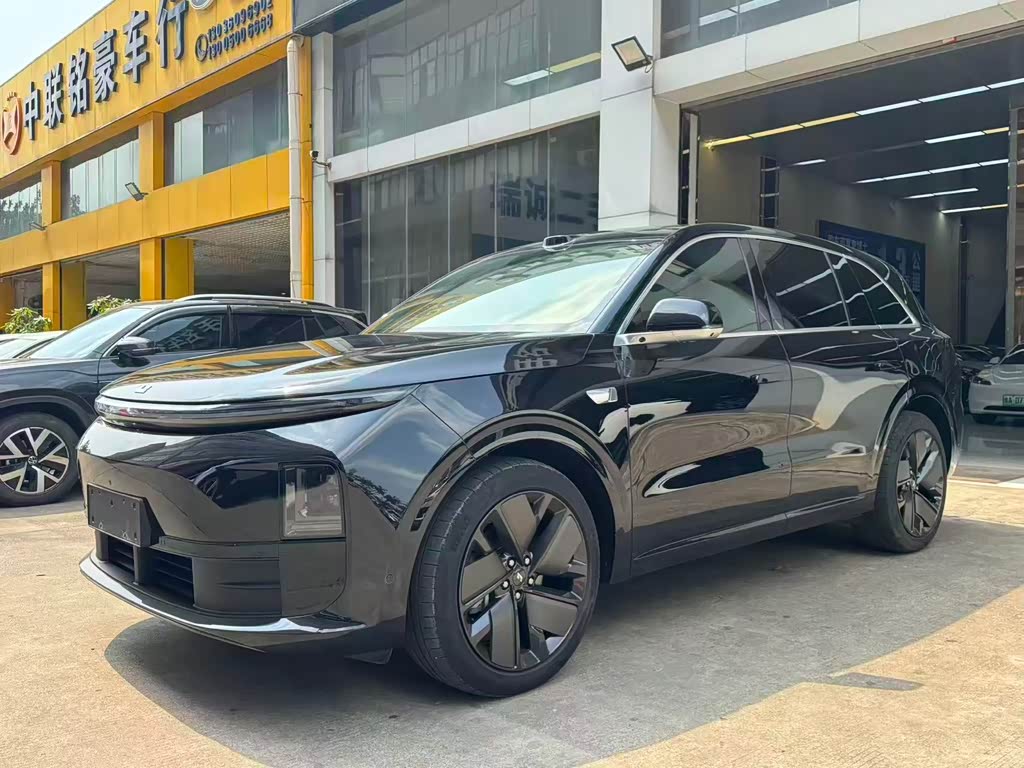 Li Auto L6