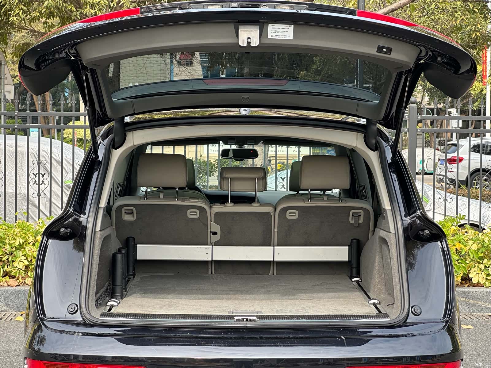 Audi Q7, 2011 13