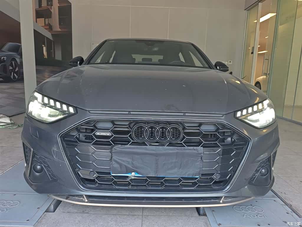 Audi A4L, 2024 3