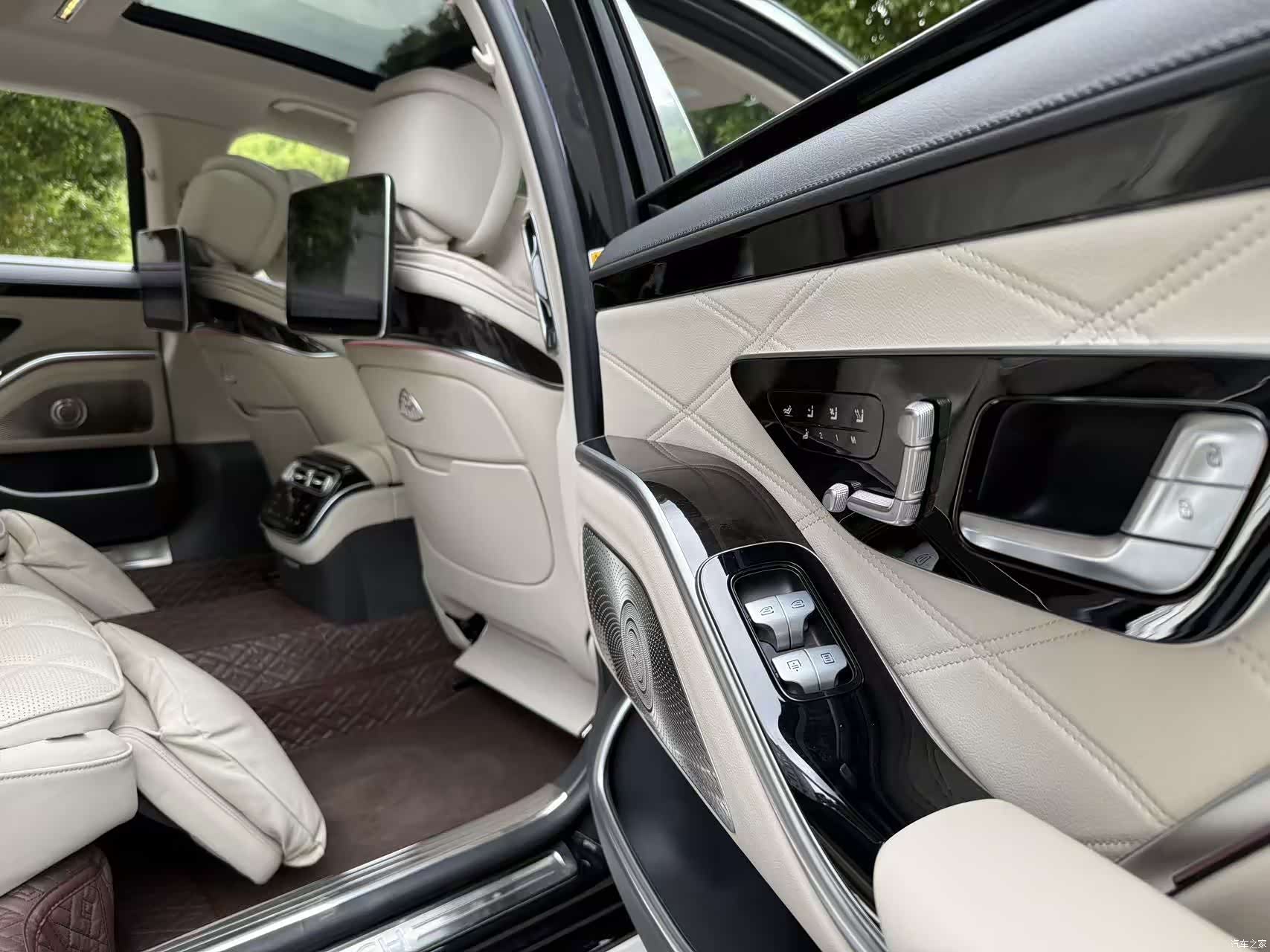Maybach S-Class, 2023 18