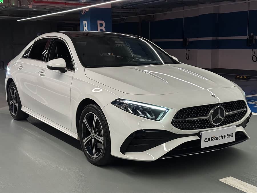 Mercedes-Benz A-Class 2023, фото 3