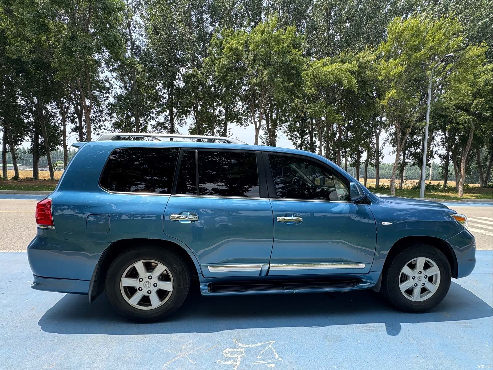 Lexus LX, 2008 9