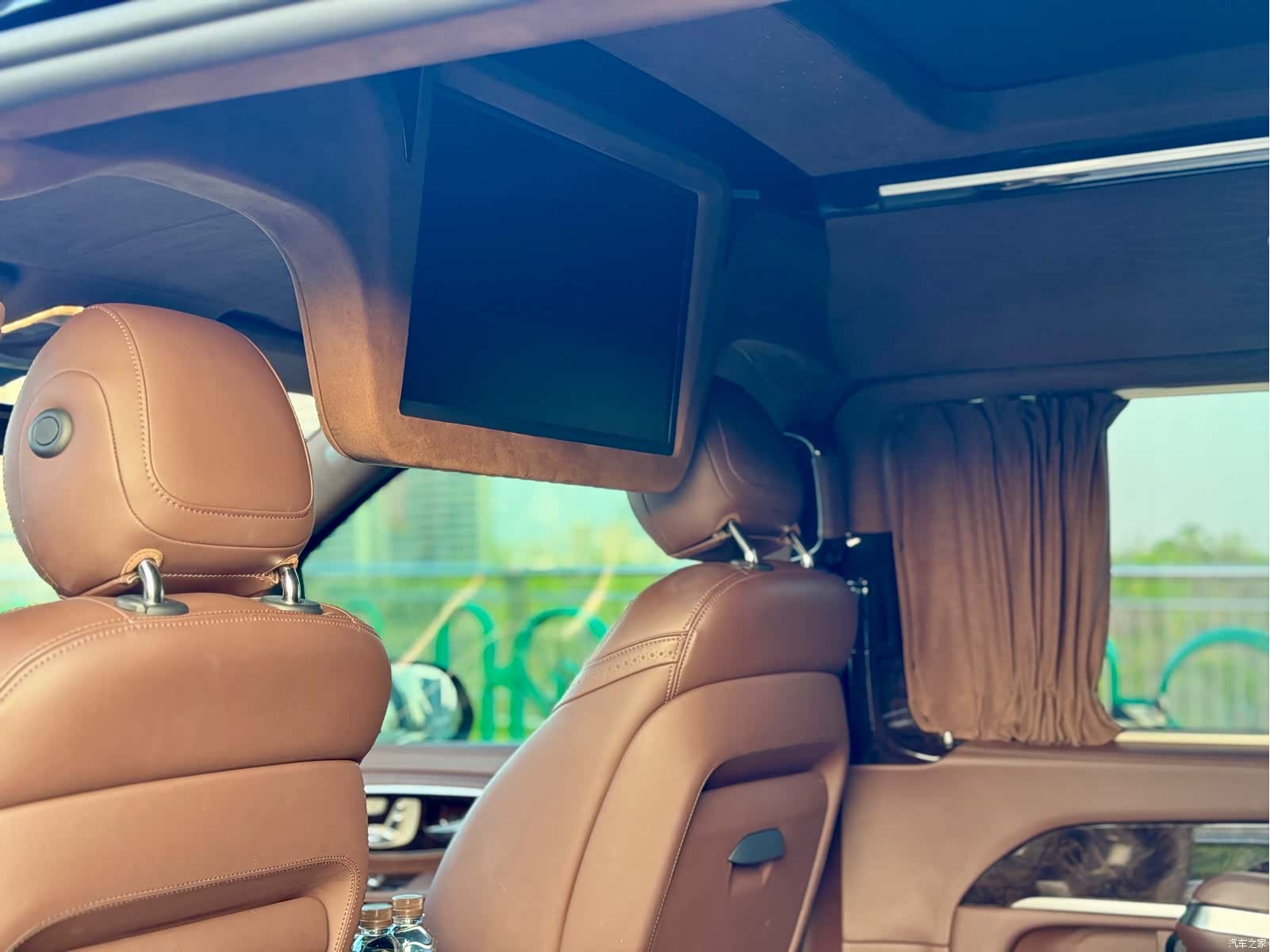 Mercedes-Benz V-Class, 2020 7