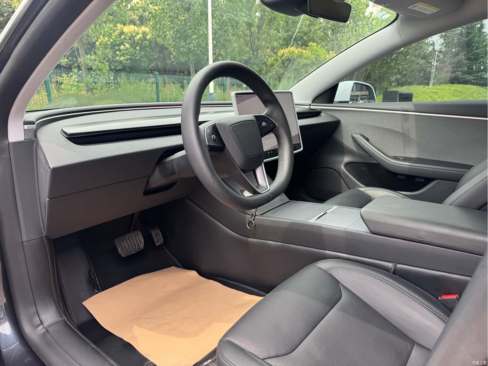 Tesla Model 3, 2024 10