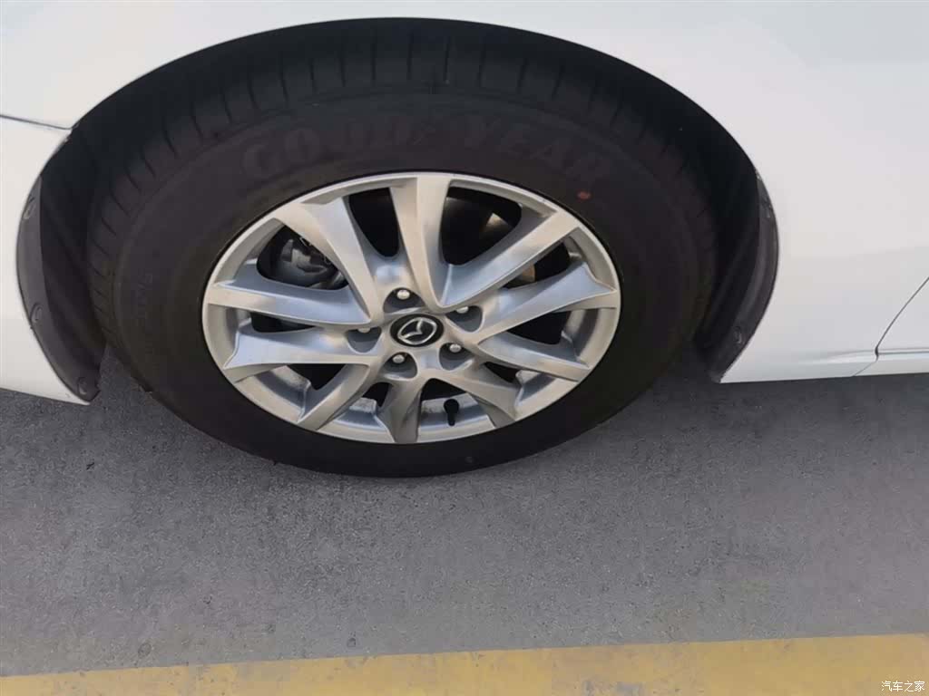 Mazda Mazda3, 2019 23