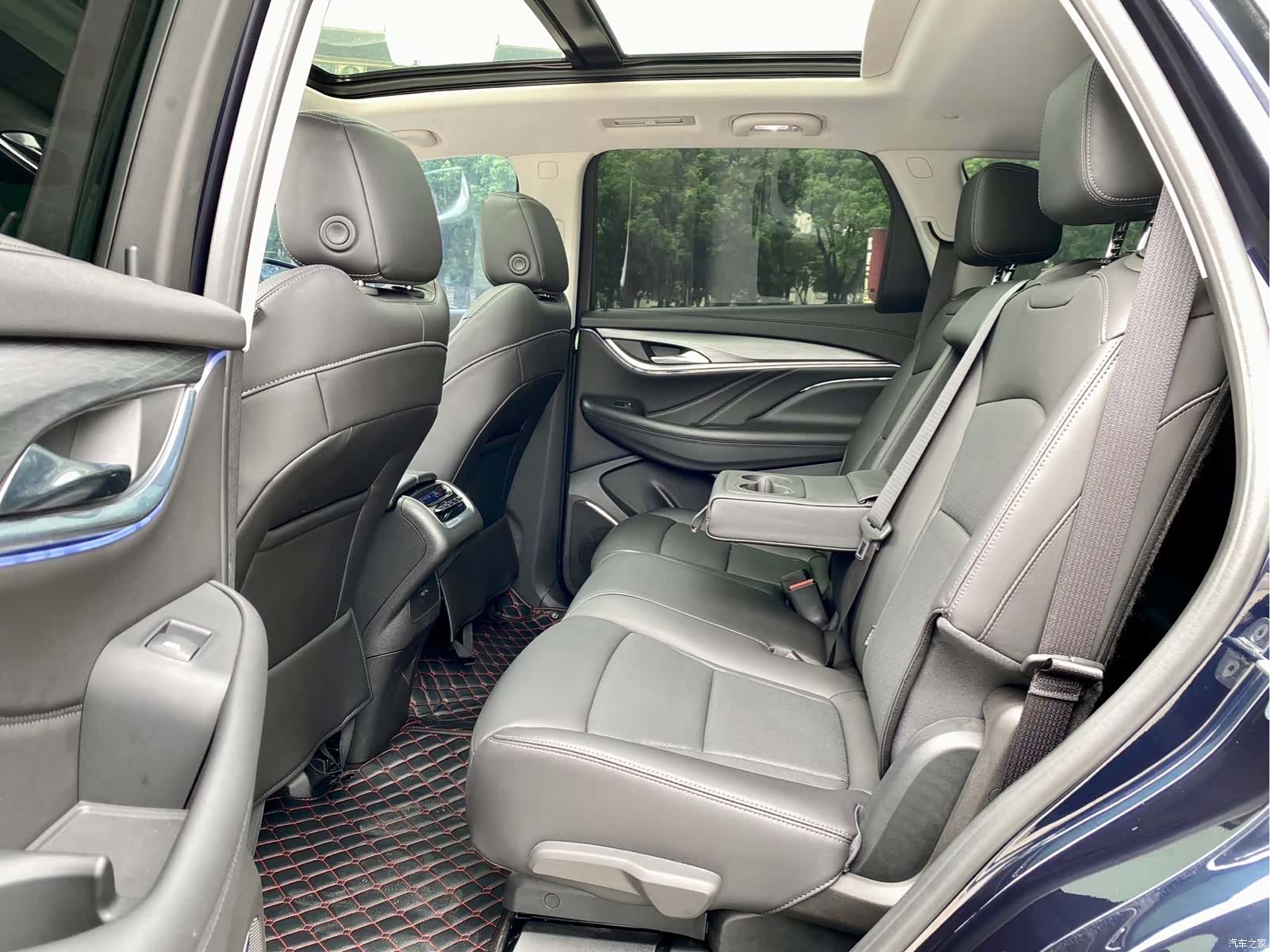 Buick Enclave, 2022 6