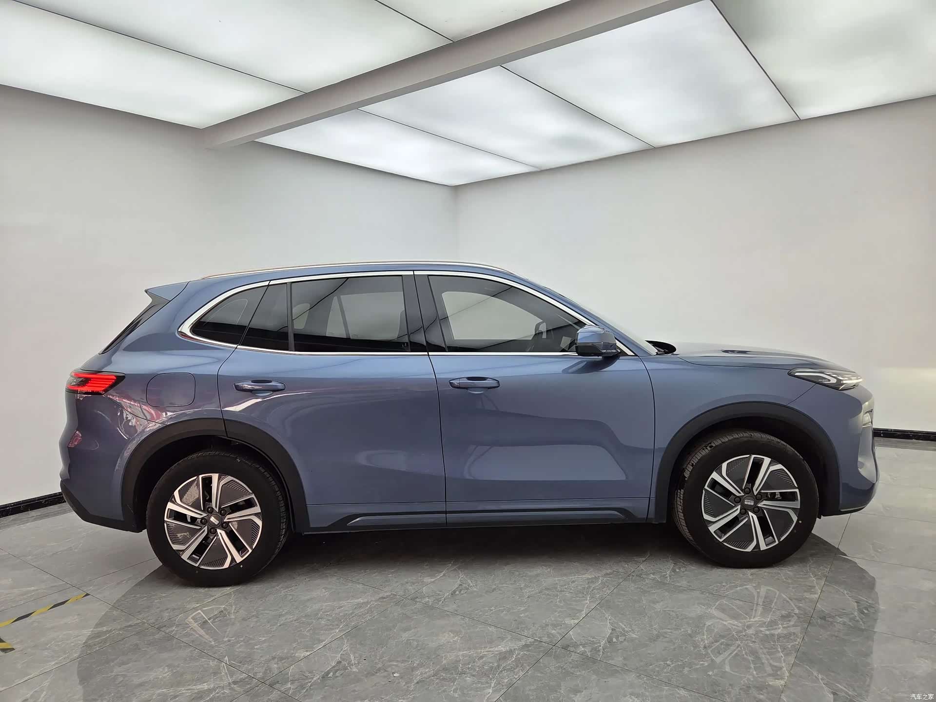 Geely 7, 2025 8