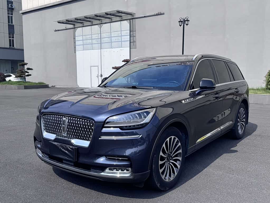 Lincoln Aviator