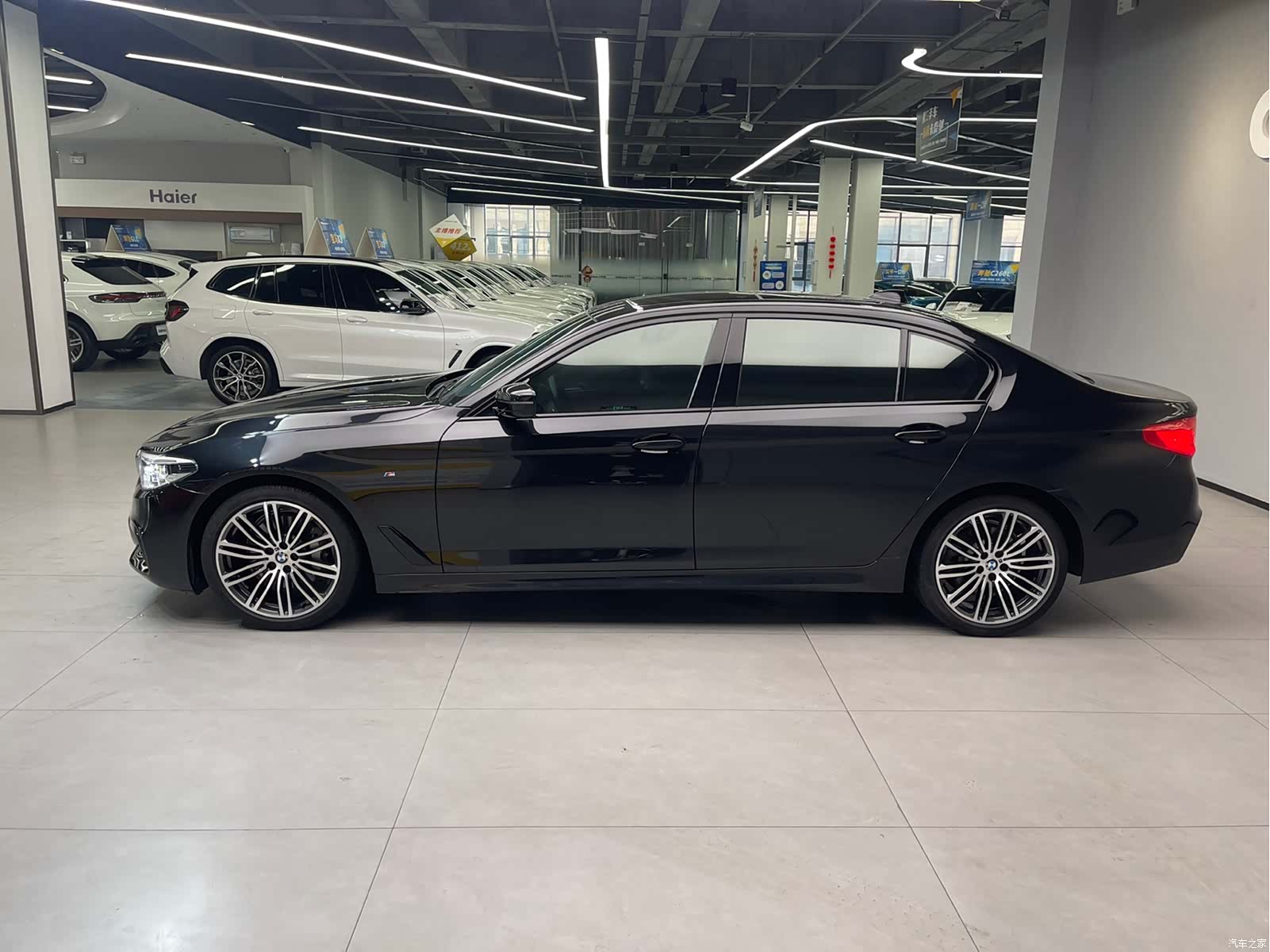 BMW 5 Series, 2019 8