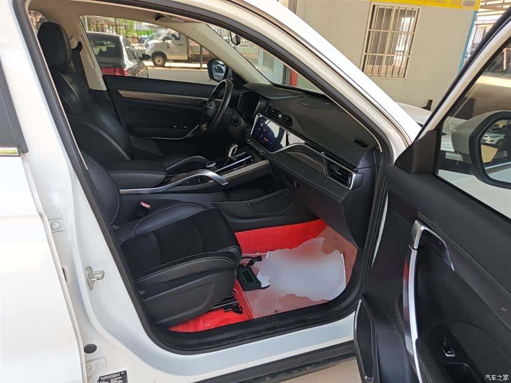 Geely Boyue, 2021 25