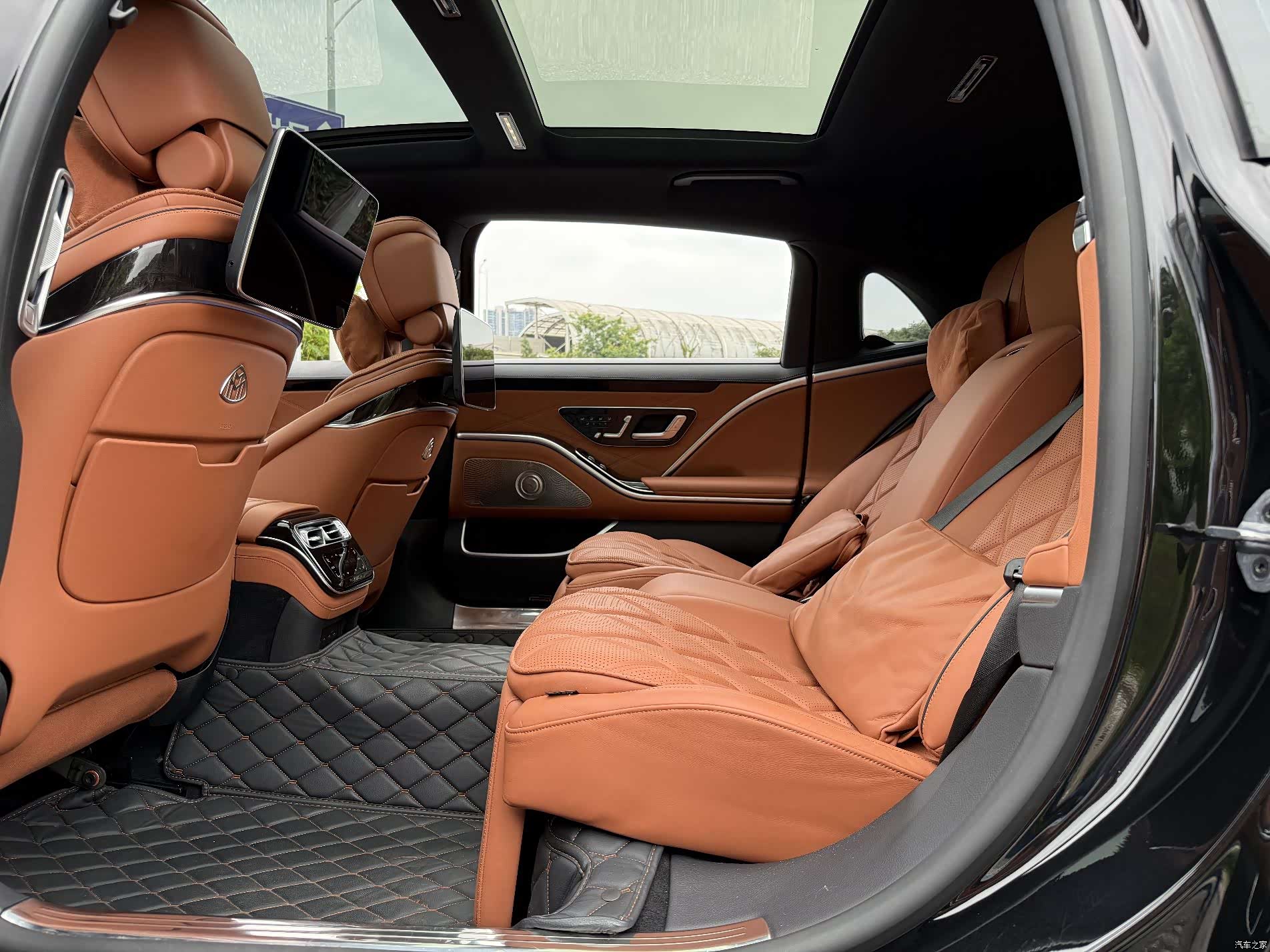 Maybach S-Class, 2022 16