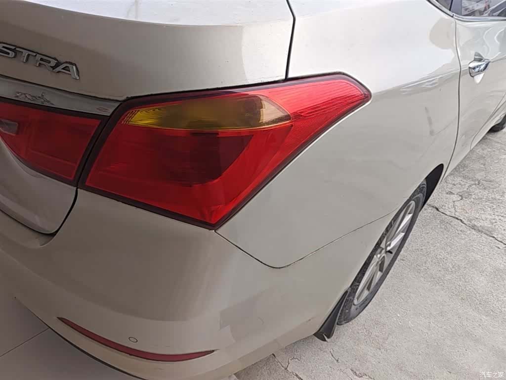 Hyundai GLS, 2015 8