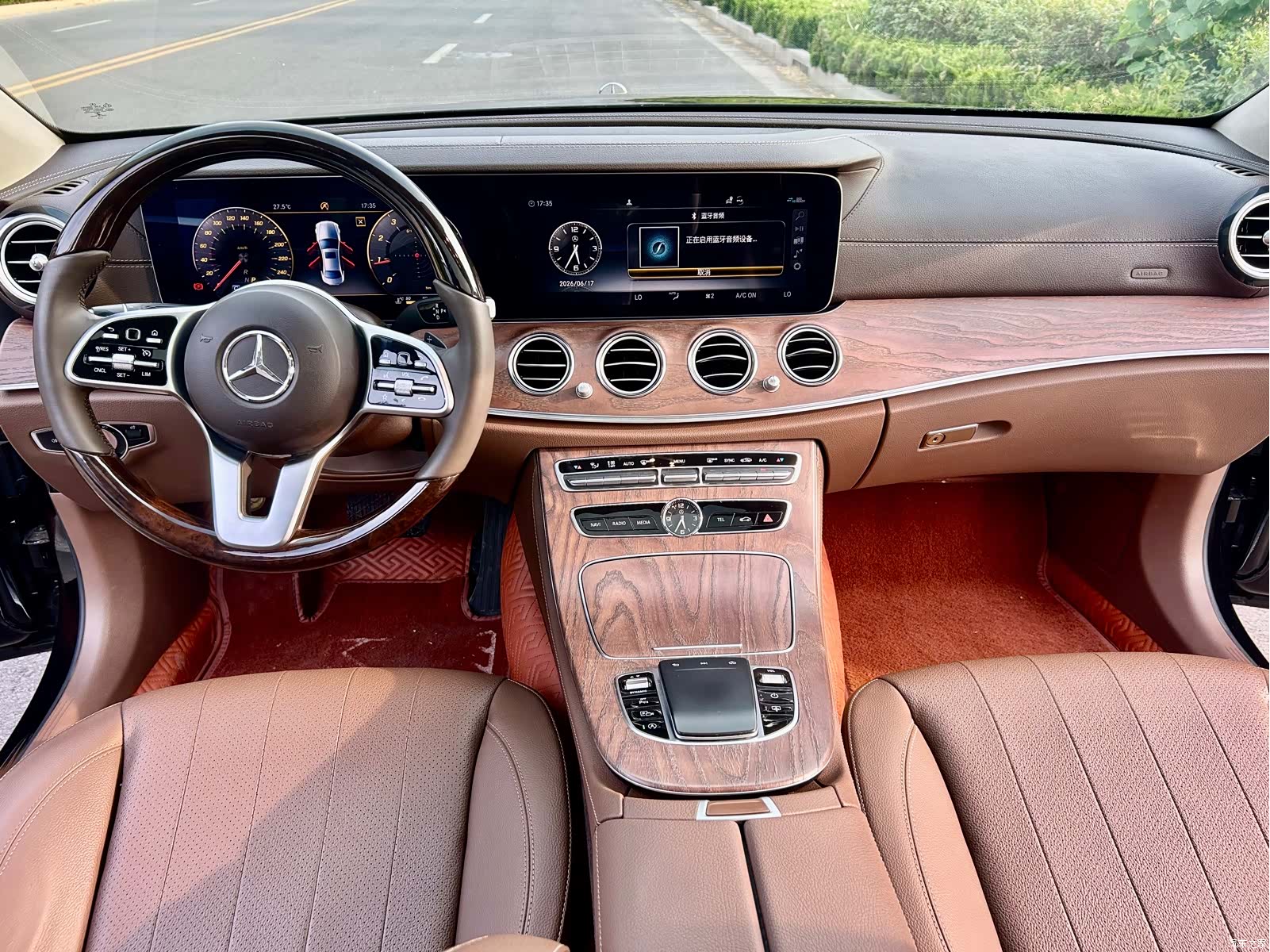 Mercedes-Benz E-Class, 2019 16
