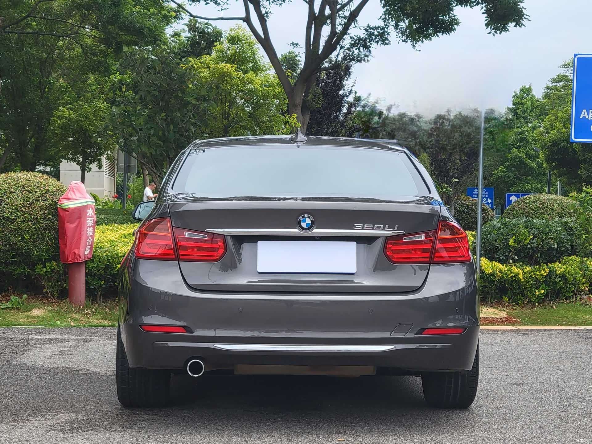 BMW 3 Series, 2013 8