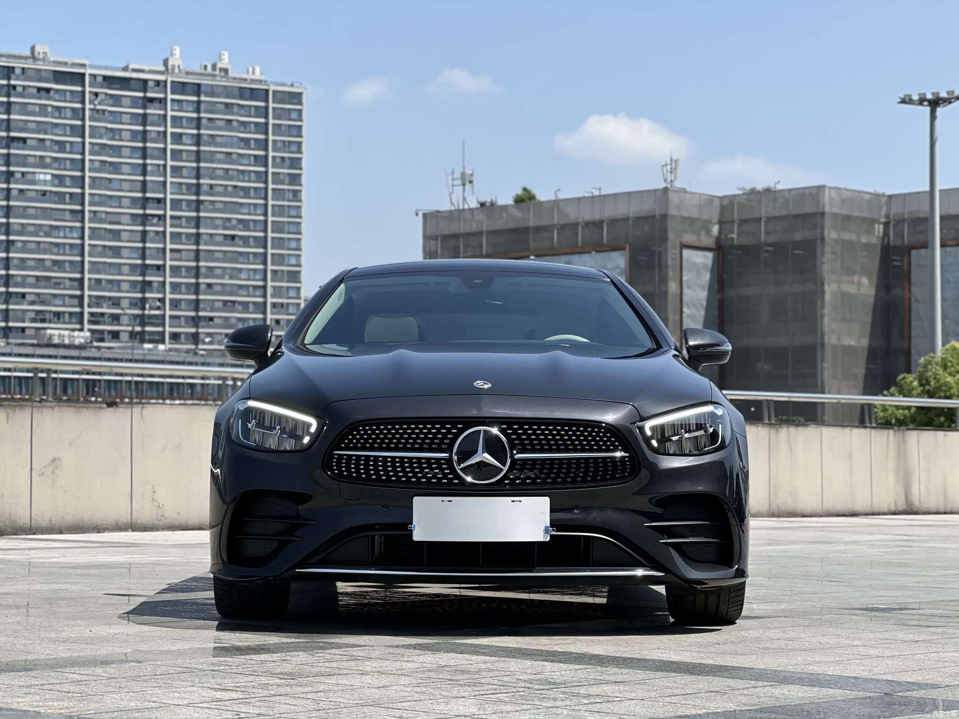 Mercedes-Benz E-Class, 2023 2