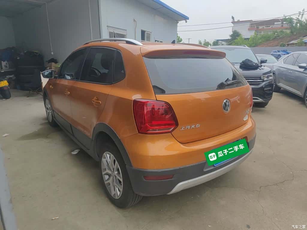 Volkswagen Polo, 2016 все фото