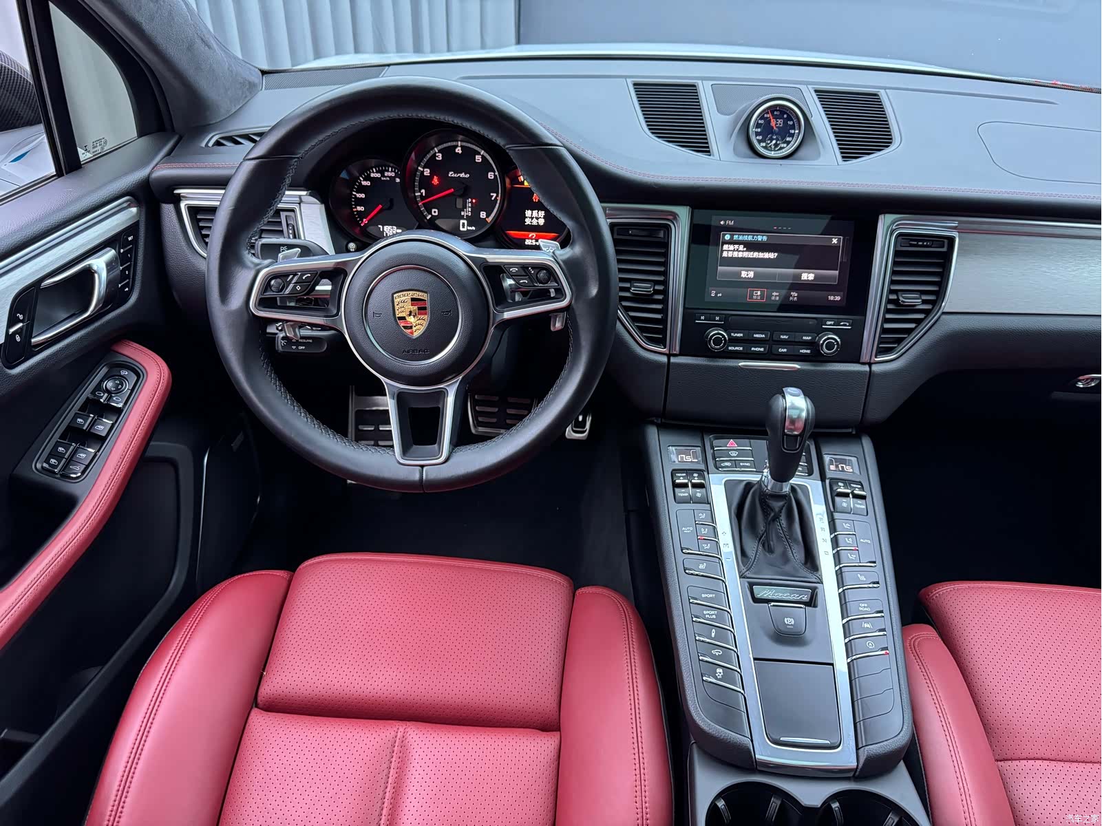 Porsche Macan, 2017 7
