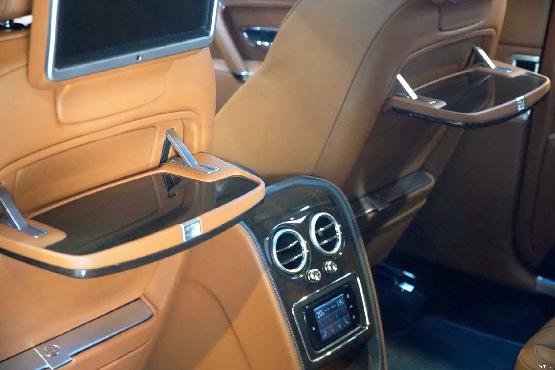 Bentley Flying Spur, 2014 15