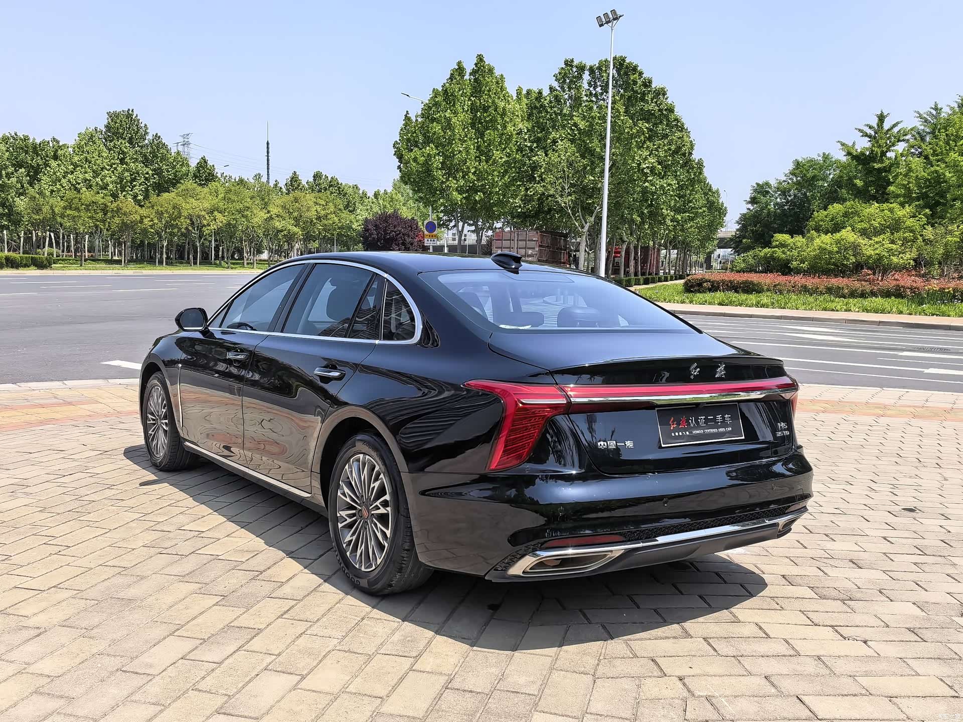 Hongqi H5, 2023 17