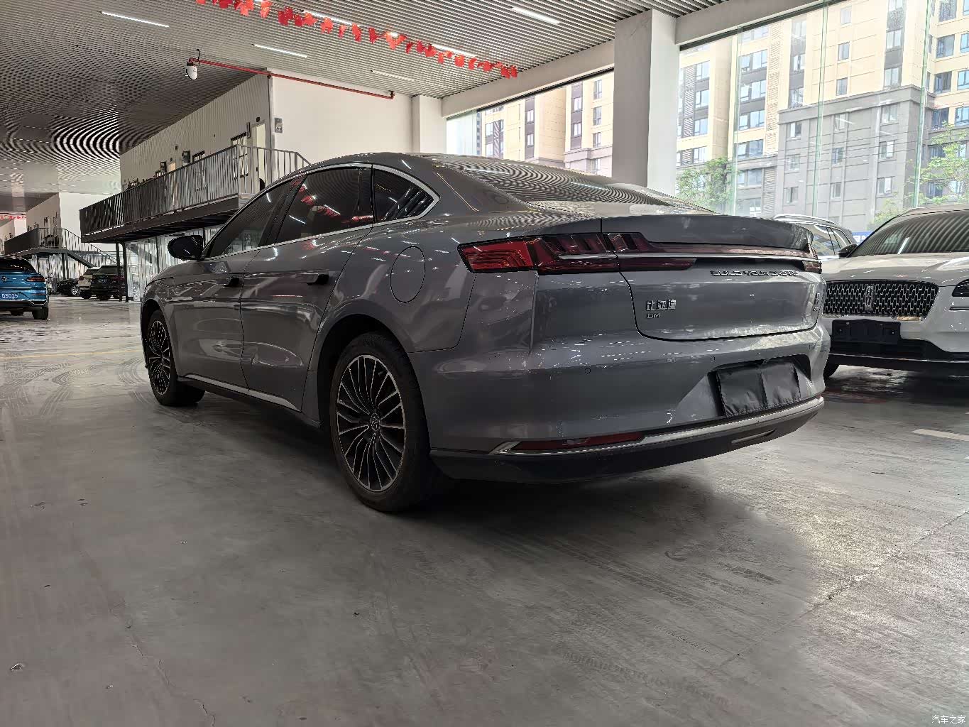 BYD Han, 2021 18