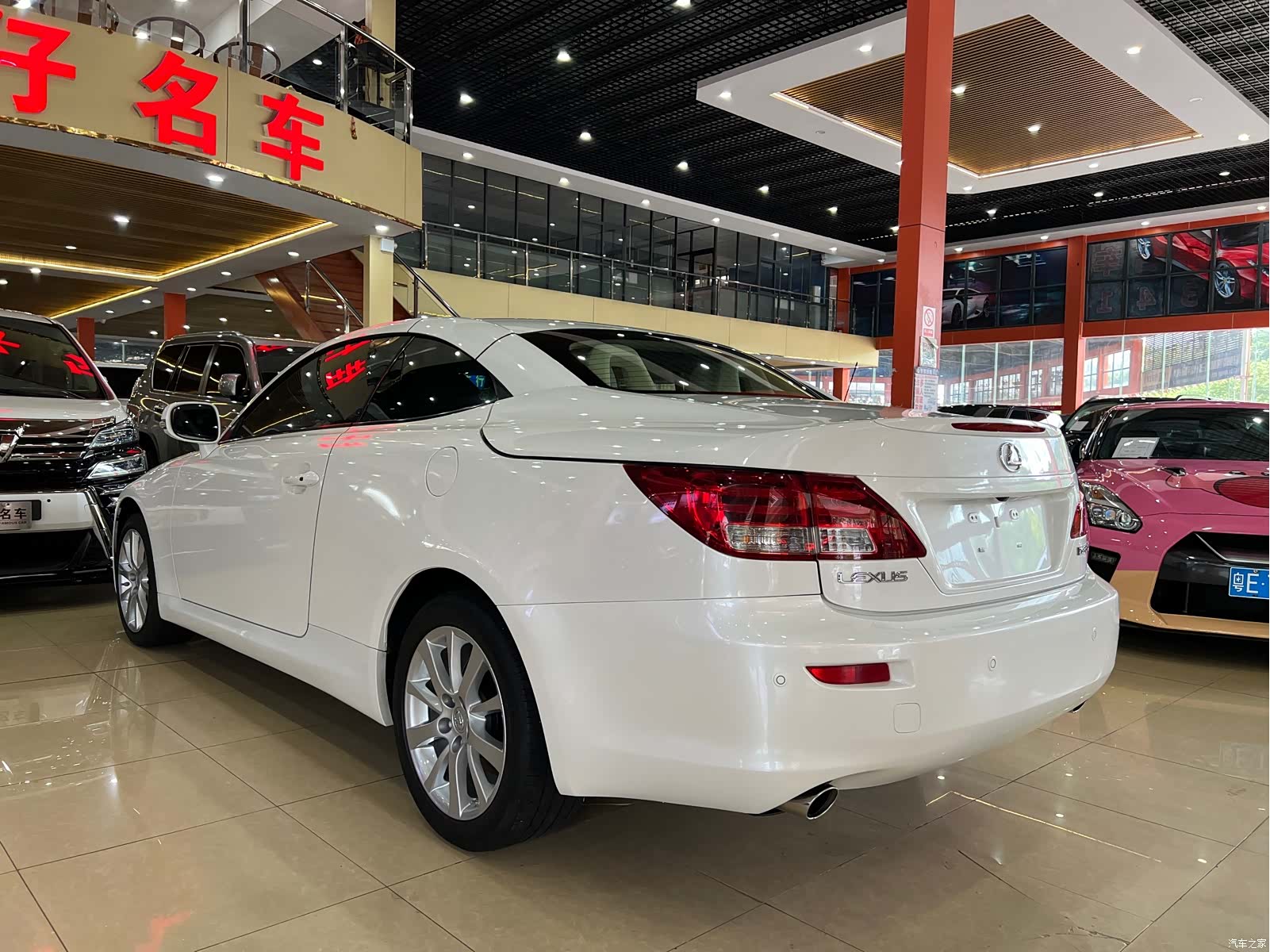 Lexus IS, 2010 все фото